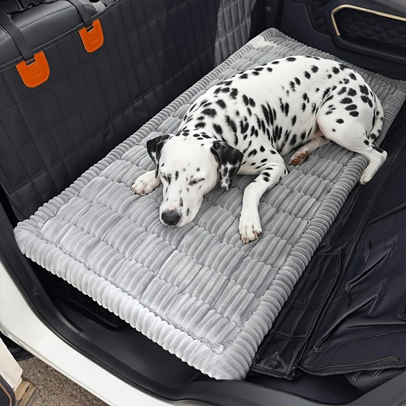 Summer Cool Soft Striped Plush Car Dog Bed Mat, Non-slip Washable Pet Travel Cushion Pad, Thick Sleeping Mattress for Car Trunk