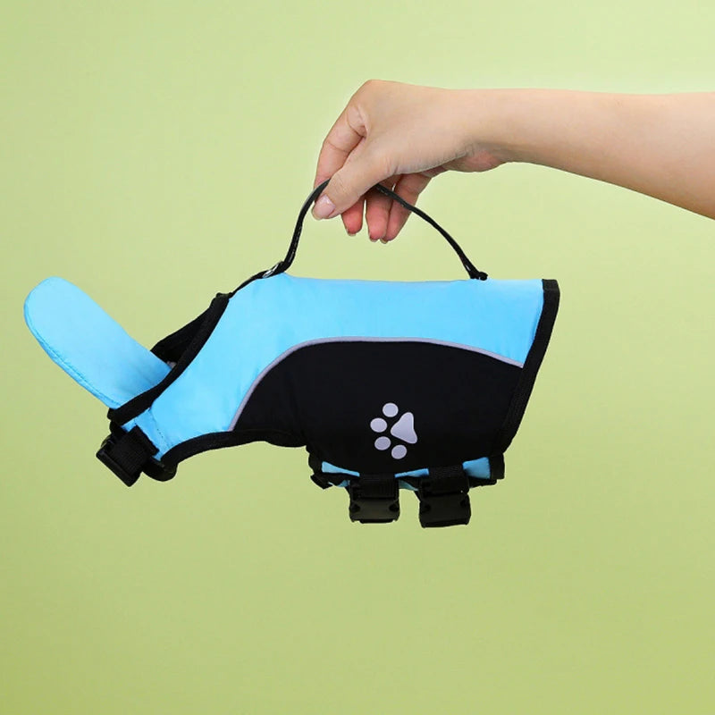 Dog Life Jacket with Traction Pet Life Vest for Small Medium Large Dogs Swimming Summer Clothing for Dogs Cat Playing with Water