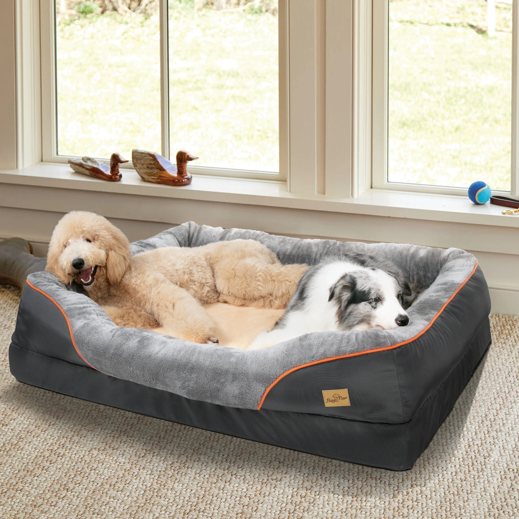 Large Dog Bed Soft Comfortable Warm Fleece Anti-Allergy Pet Bed with Removable Washable Cover Waterproof